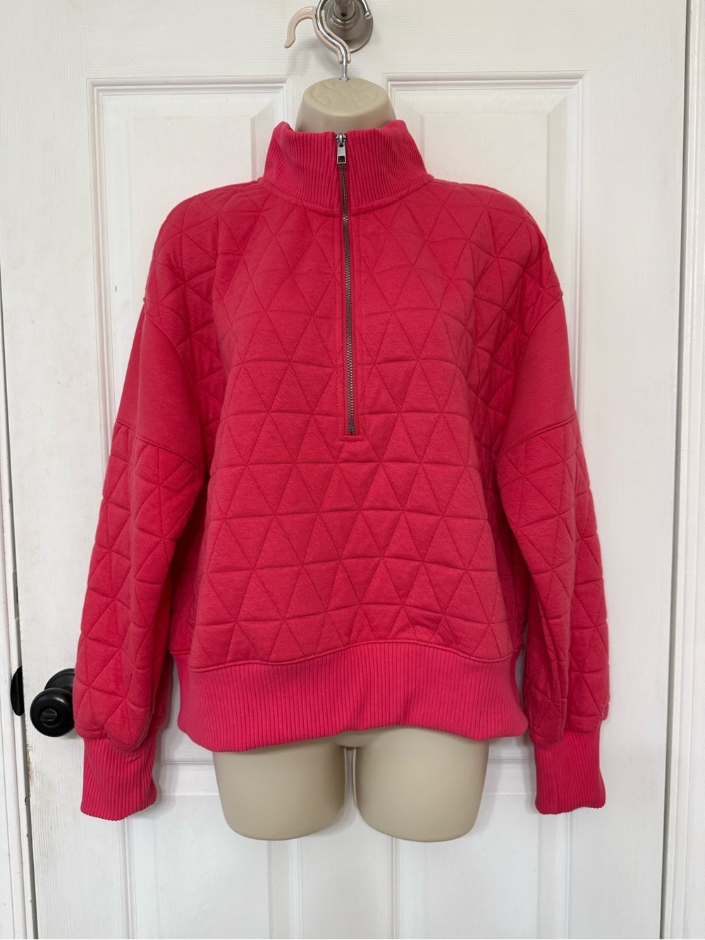 EVEREVE Pink Quilted Half Zip Pullover Sweatshirt Mock Neck Medium - Picture 2 of 13